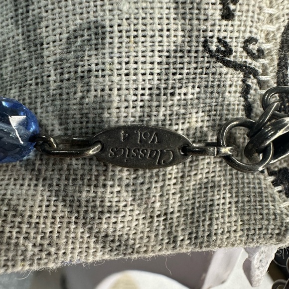 Sabika Classics Vol 4 ~ Manhattan Choker - Picture 4 of 4